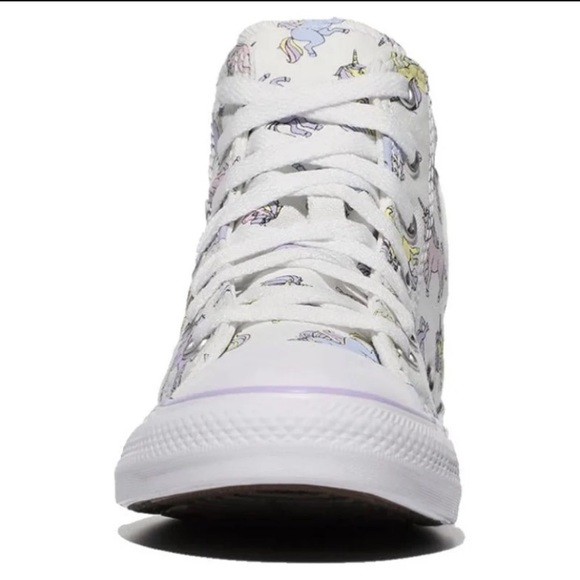 Converse girl  Chuck Taylor All Star Core Unicorn print Slip Sneaker size 2 - Picture 5 of 6